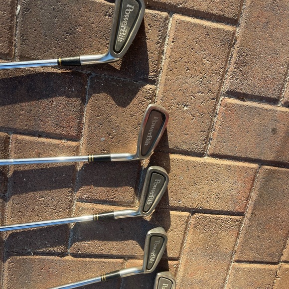 Powerbilt citation iron set in right hand - Picture 2 of 8